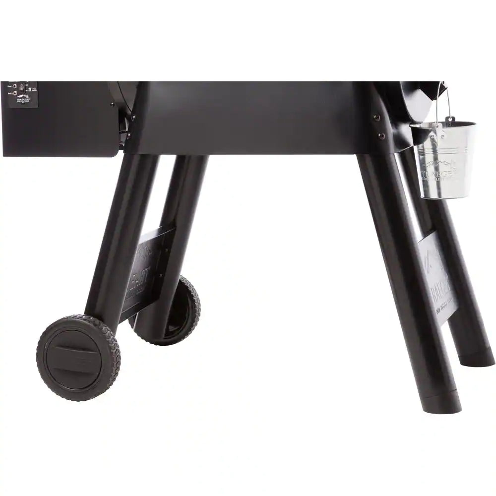Pro Series 34 Pellet Grill in Bronze