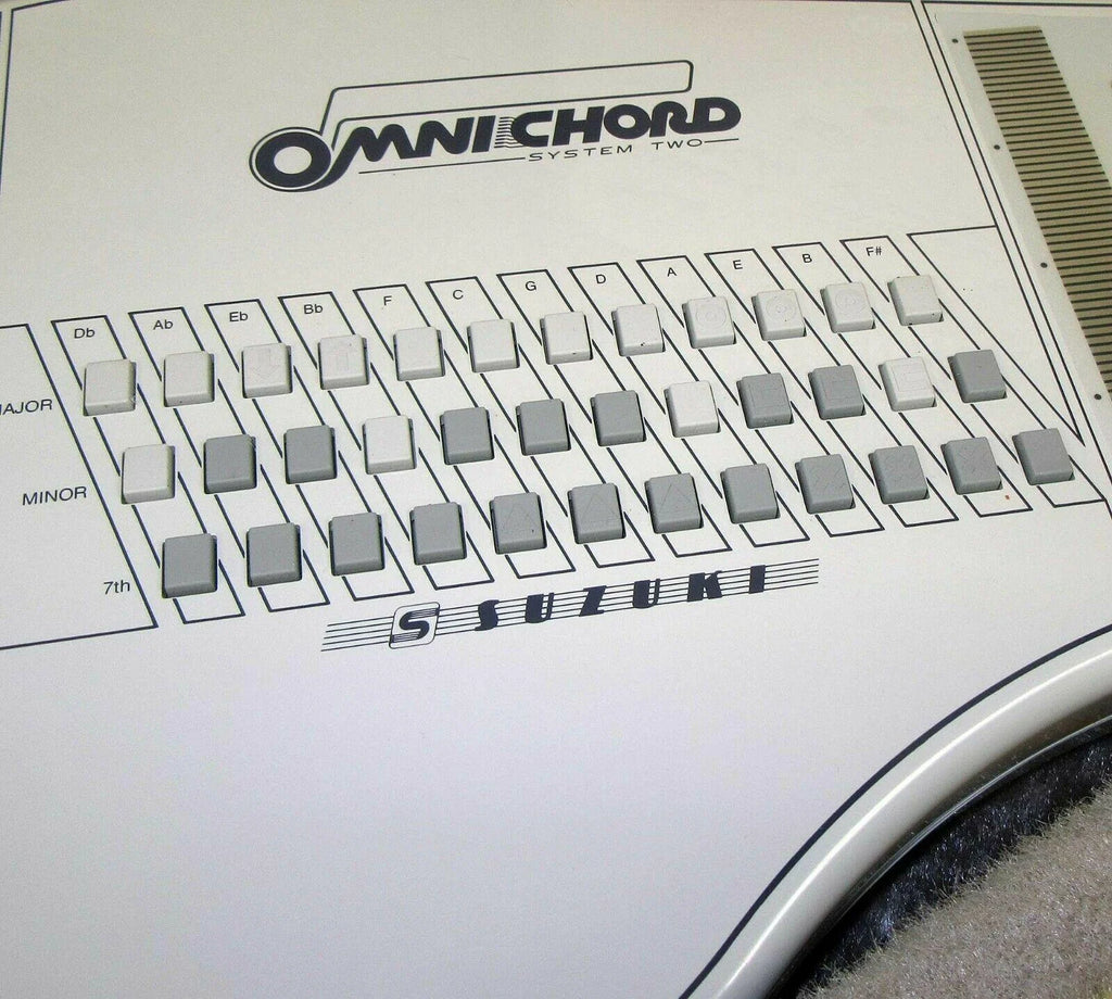 Suzuki Omnichord OM-84 System Two w/ Hard Case Power Supply Manual TESTED! WORKS