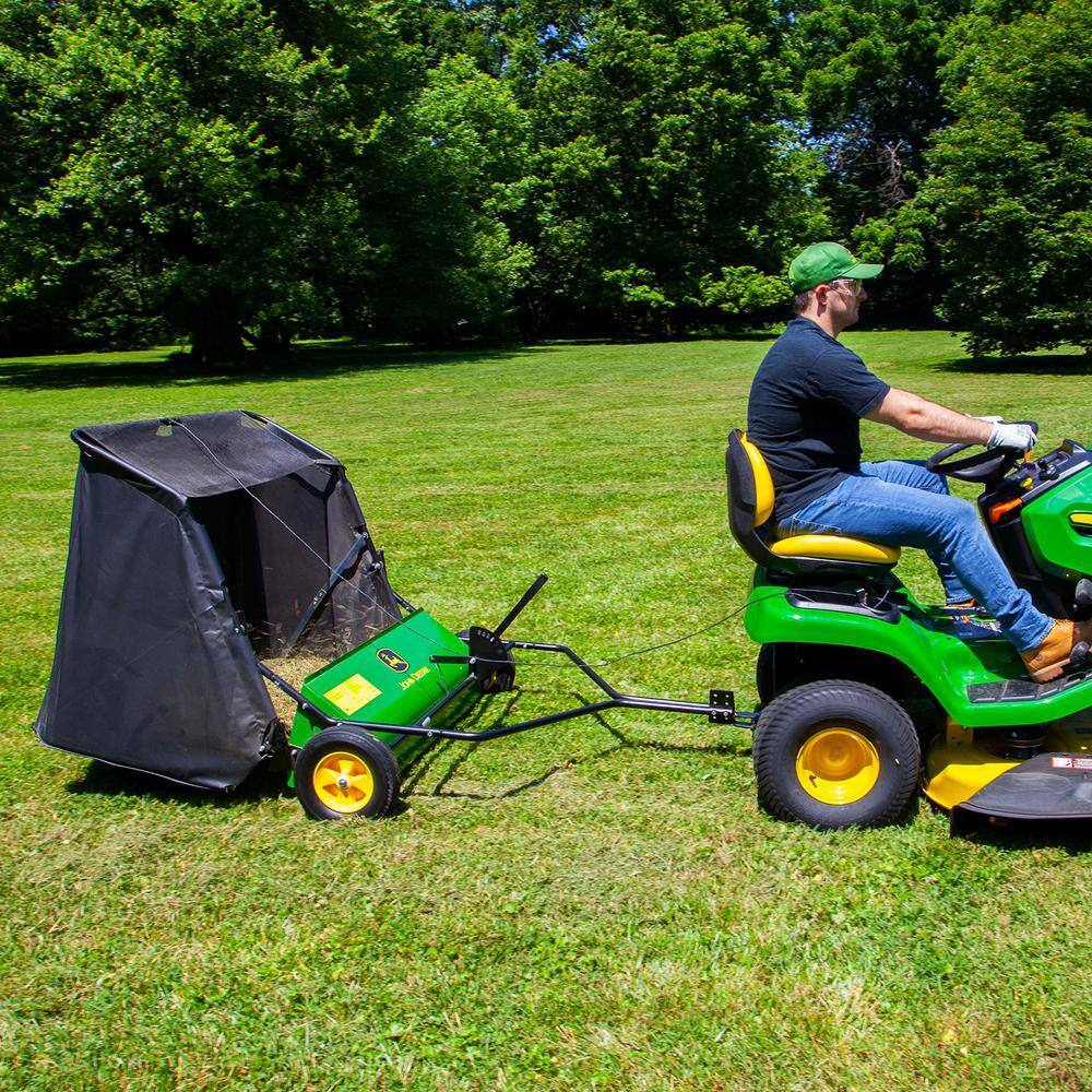 John Deere 42测 Tow-Behind Lawn Sweeper, 24 cu. ft. Capacity, Adjustable Brushes