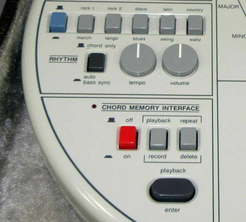 Suzuki Omnichord OM-84 System Two w/ Hard Case Power Supply Manual TESTED! WORKS