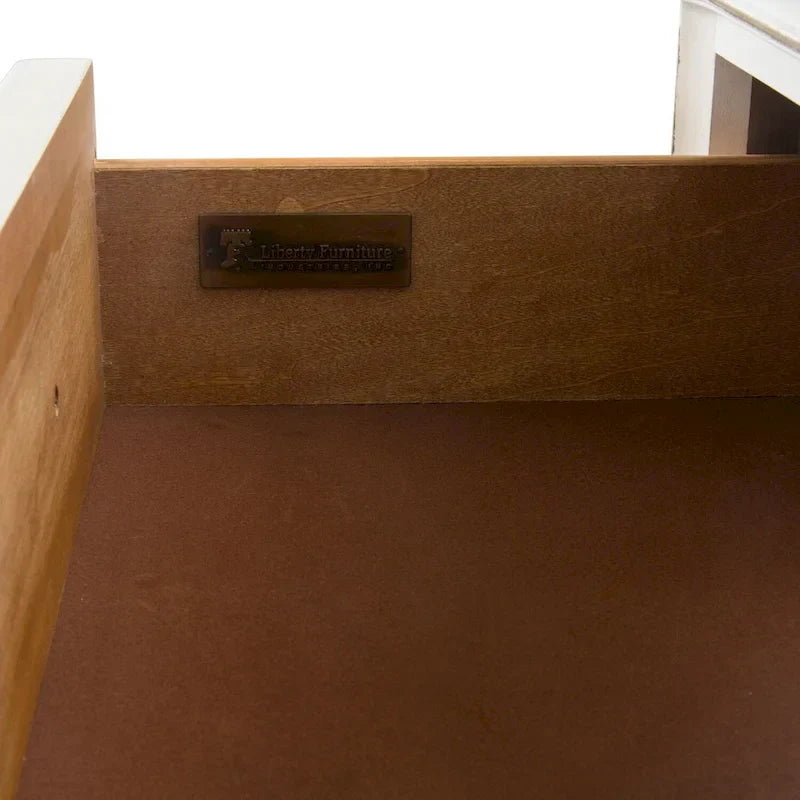 Magnolia Manor Five-Drawer Chest
