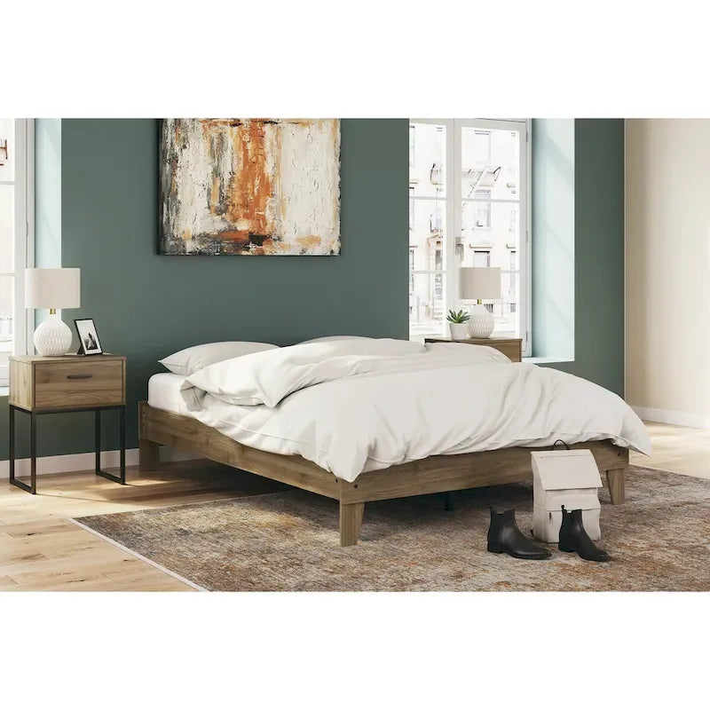 Signature Design by Ashley Deanlow Honey Wood Platform Bed