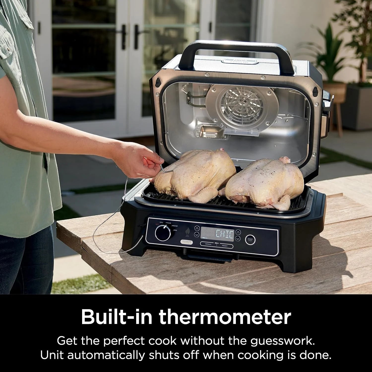 Ninja, Woodfire Pro XL Outdoor Grill & Smoker, Thermometer, 4-in-1 Master Grill, BBQ Smoker, Outdoor Air Fryer, Bake, Portable, Electric Grill, Dark Grey, OG850